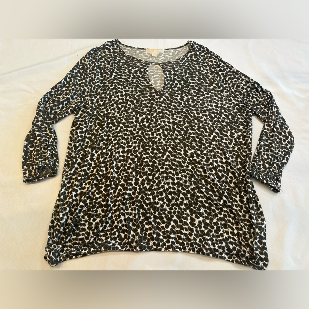 Michael Kors Black and White Knit Top Size XL